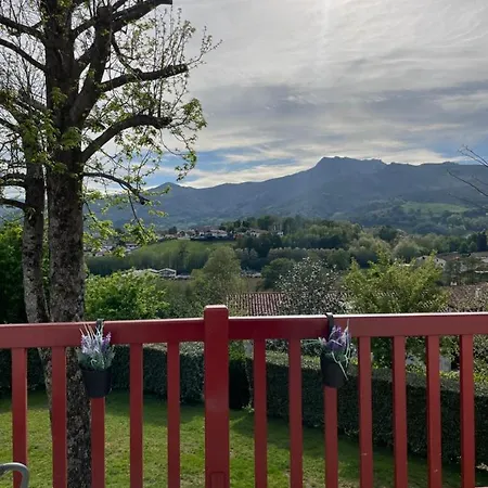 Vue Sur La Rhune * サール